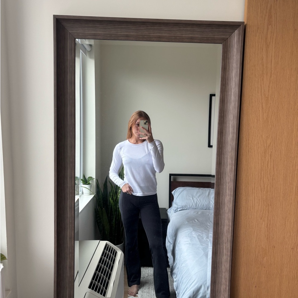 Athleta white ribbed long sleeve